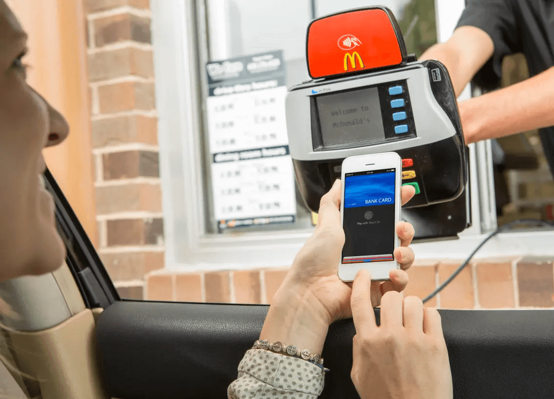 how to use apple pay at mcdonalds